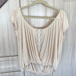 Gorgeous Cream Tee - Excellent Condition!